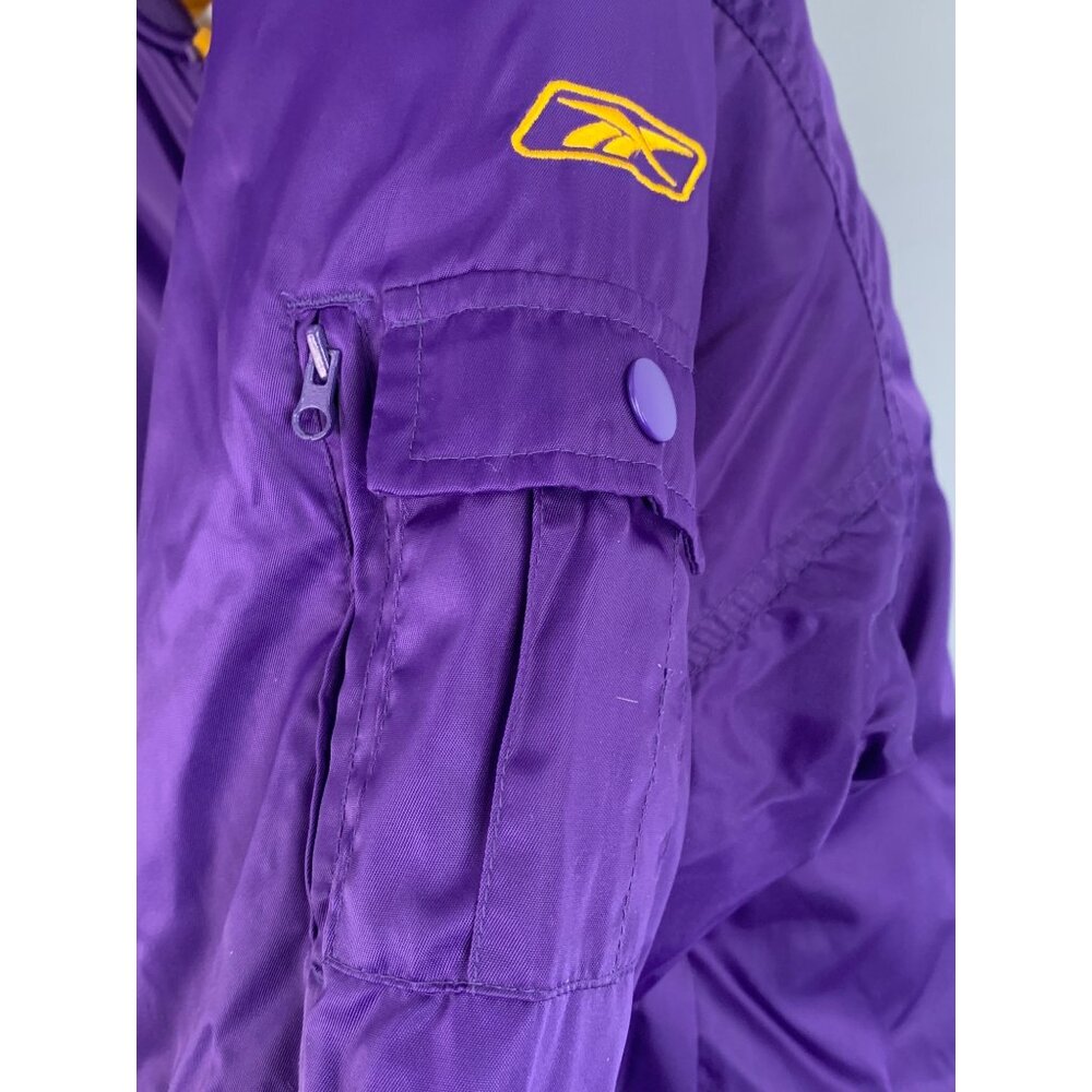 Los Angeles Lakers Boys Youth Reversible Puffer Jacket XL 18–20 Reebok RFF10658 - Picture 8 of 11